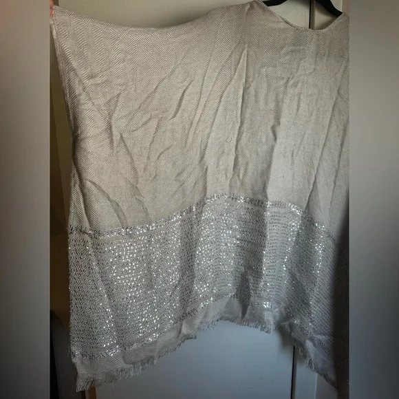 Vince Camuto Metallic Stripe Poncho / Open-Front Wrap – Ivory – NWT - Picture 3 of 6